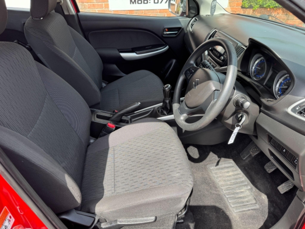 Suzuki Baleno 1.0 Boosterjet Sz5 White #12