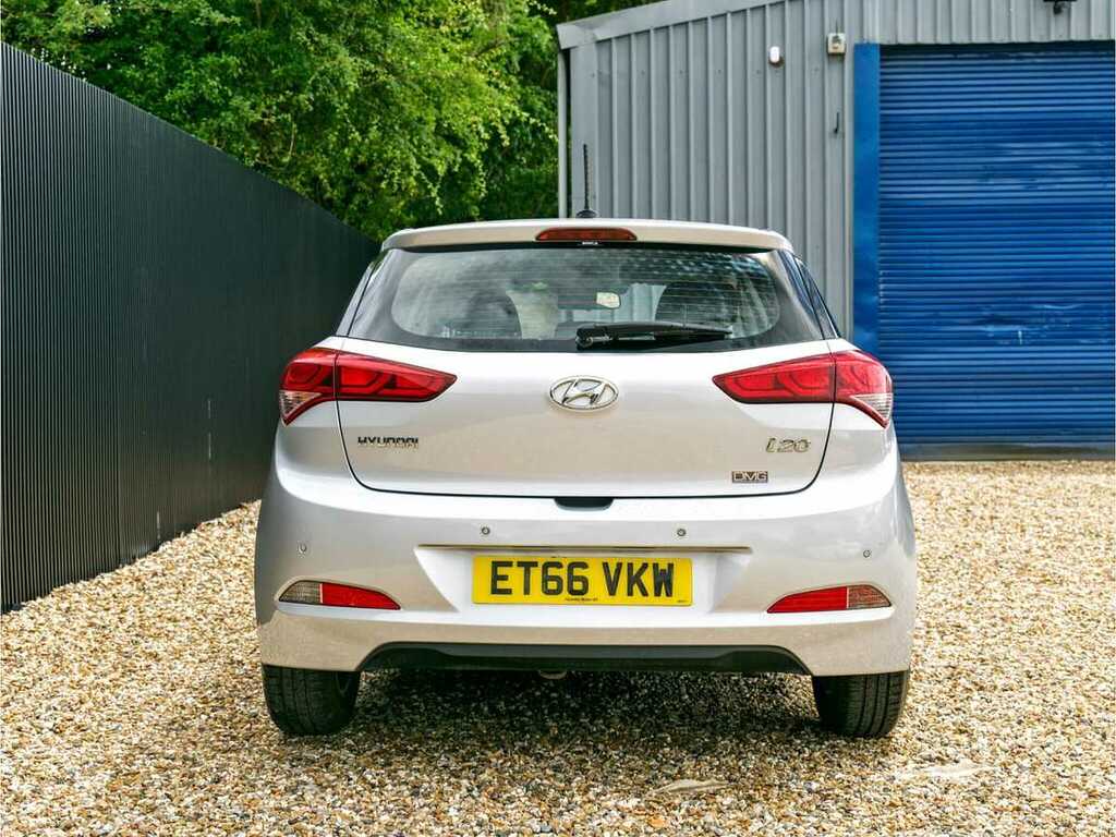 Hyundai I20 Se Mpi ET66VKW Silver #5