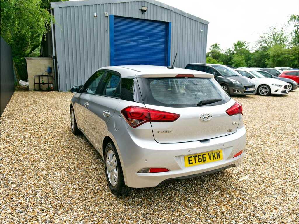 Hyundai I20 Se Mpi ET66VKW Silver #6