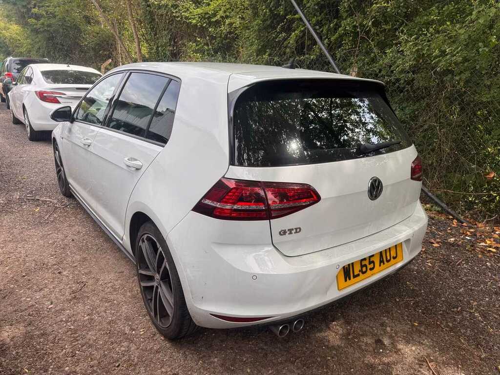 Volkswagen Golf Gtd White #4