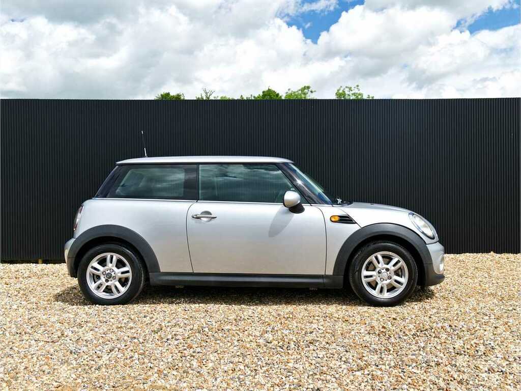 Mini Hatch 1.6 Cooper S 184 5000 Of Factory Ex White #16