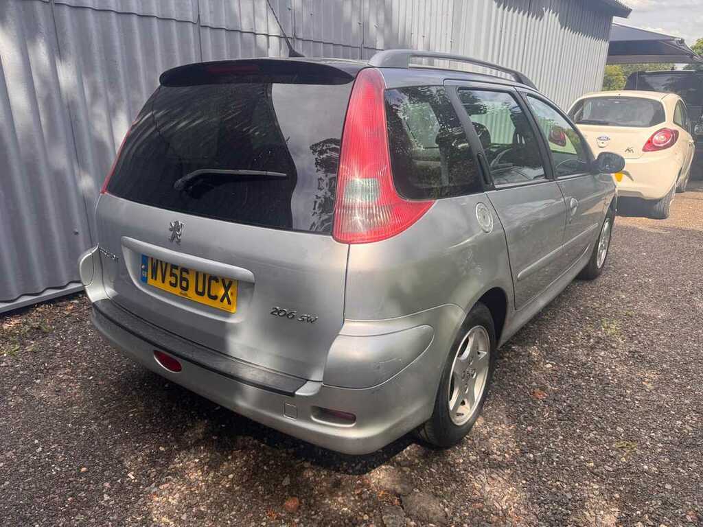 Peugeot 206 Verve Silver #2