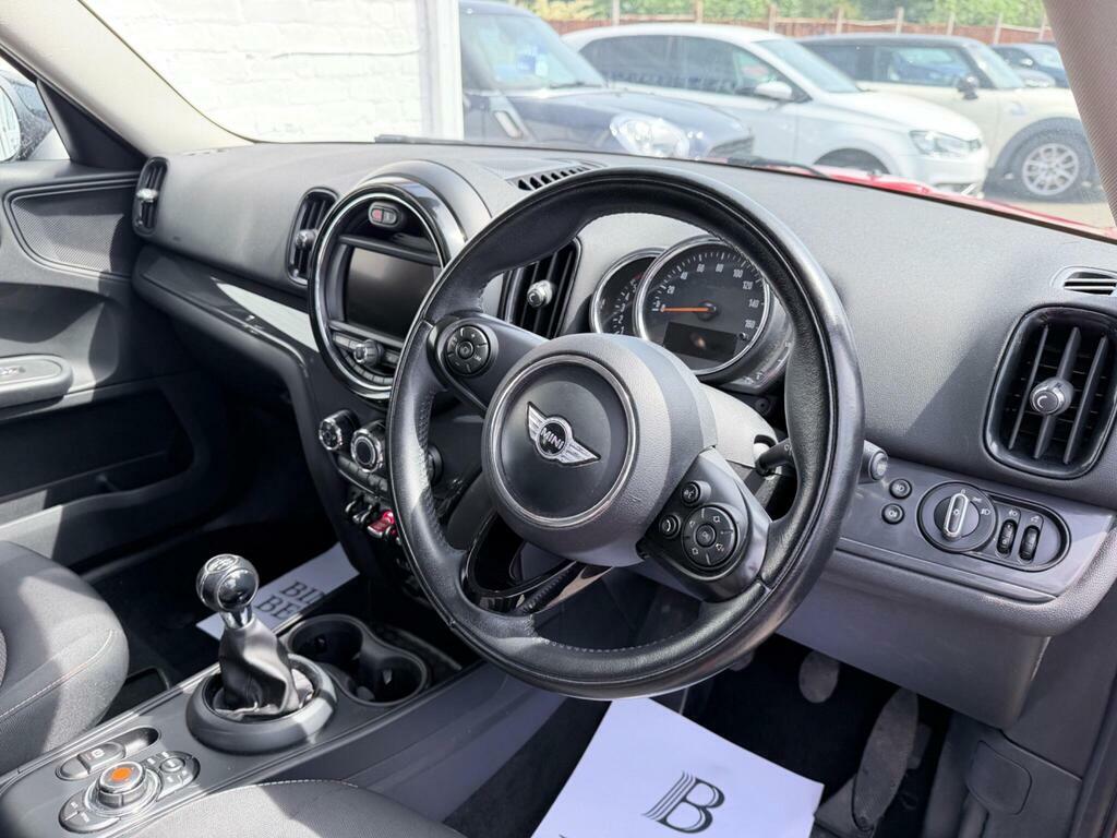 Mini Countryman 2.0 Cooper D Euro 6 S S Red #3