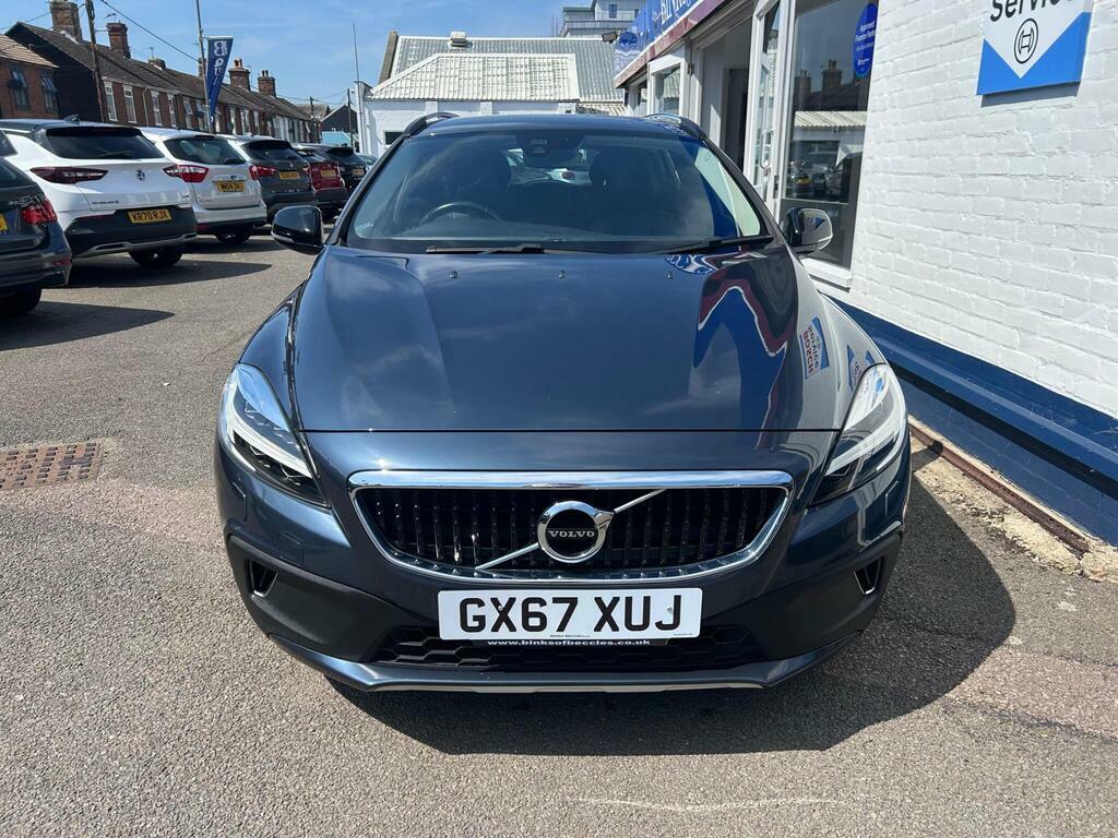 Volvo V40 Cross Country 2.0 D3 Pro Euro 6 S S Blue #2
