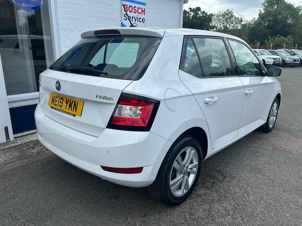 Skoda Fabia 1.0 Se Euro 6 S S ME19YKN White #4