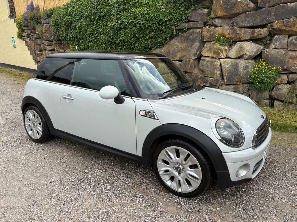 Mini Hatch 1.6 Cooper D Camden Euro 4 Silver