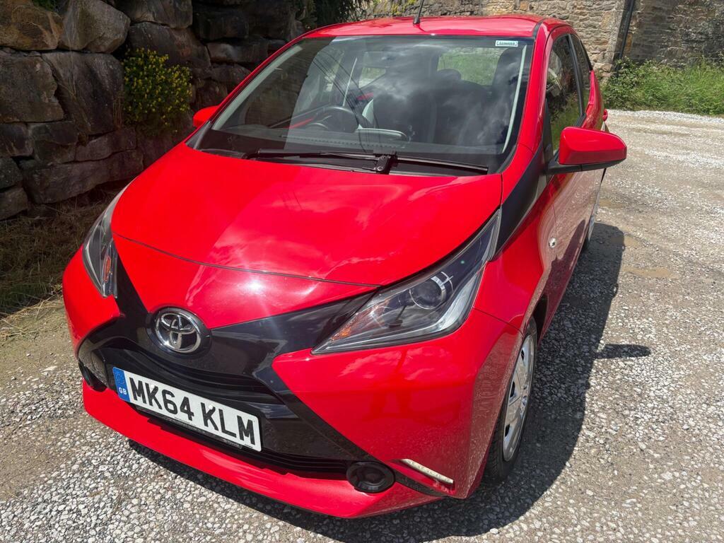 Toyota Aygo 1.0 Vvt-i X-play Euro 5 MK64KLM Red #5