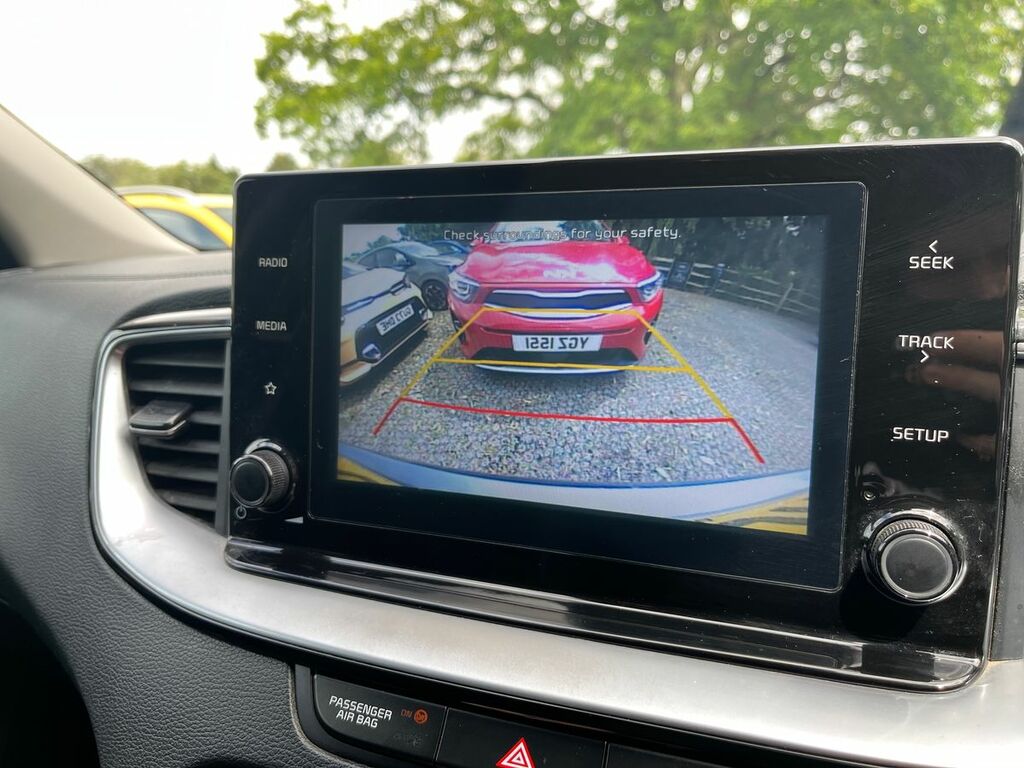 Kia Xceed 1.0T Gdi Isg 3 White #19
