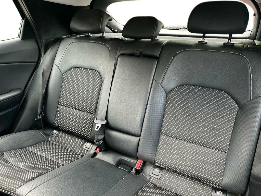 Kia Xceed 1.0T Gdi Isg 3 White #23