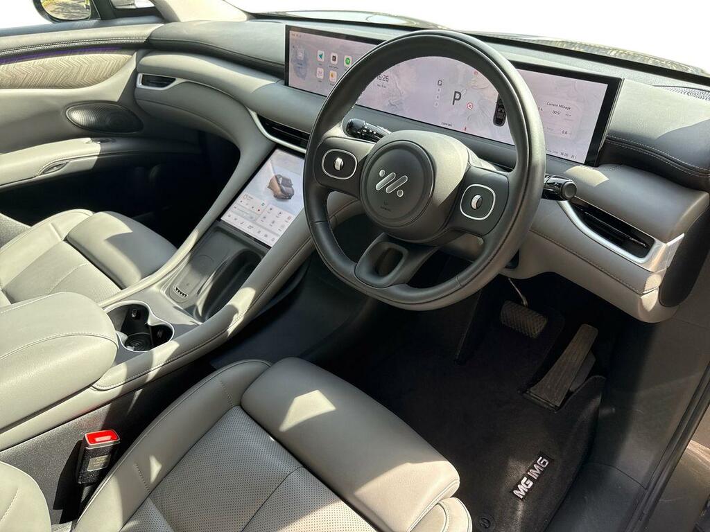 MG IM6 300Kw Long Range 100Kwh Blue #10