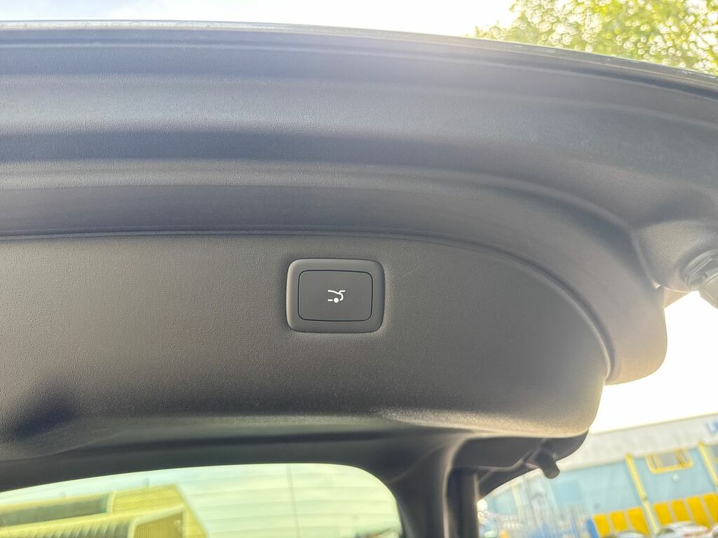MG IM6 300Kw Long Range 100Kwh Blue #26