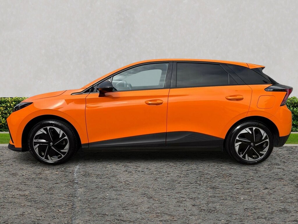 MG MG4 150Kw Trophy Ev Long Range 64Kwh BG23ZPJ Orange #6