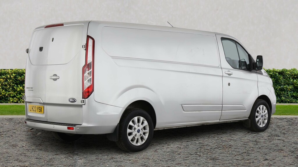 Ford Transit Custom 2.0 Ecoblue 130Ps Low Roof Limited Van Silver #3