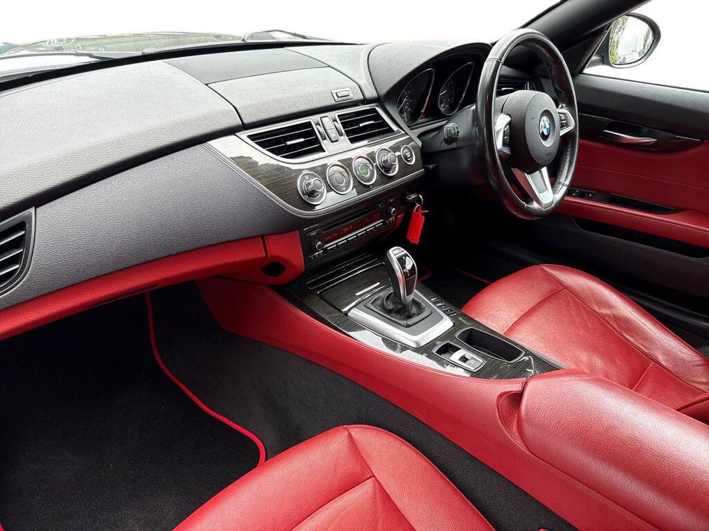 BMW Z4 Convertible White #13