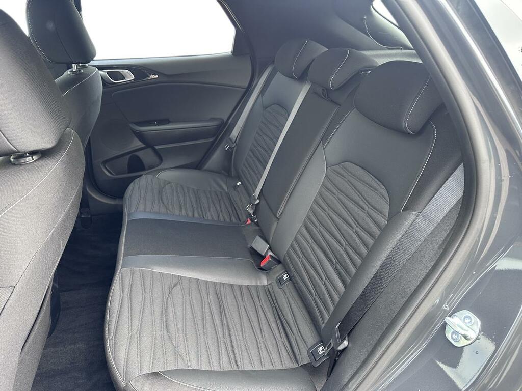 Kia Xceed 1.0T Gdi Isg 113 Gt-line Red #23