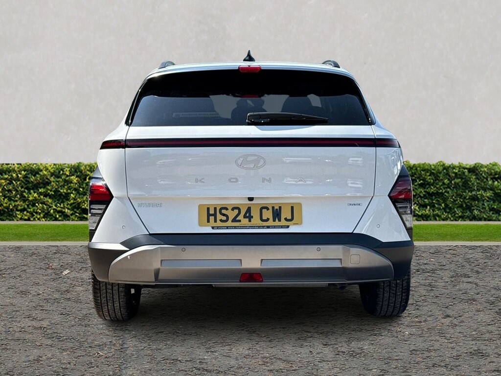 Hyundai Kona 1.6 Gdi Hybrid Ultimate Dct HS24CWJ White #4
