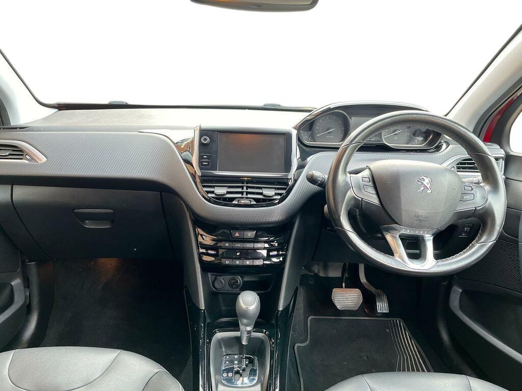 Peugeot 2008 Active Blue Hdi  #4