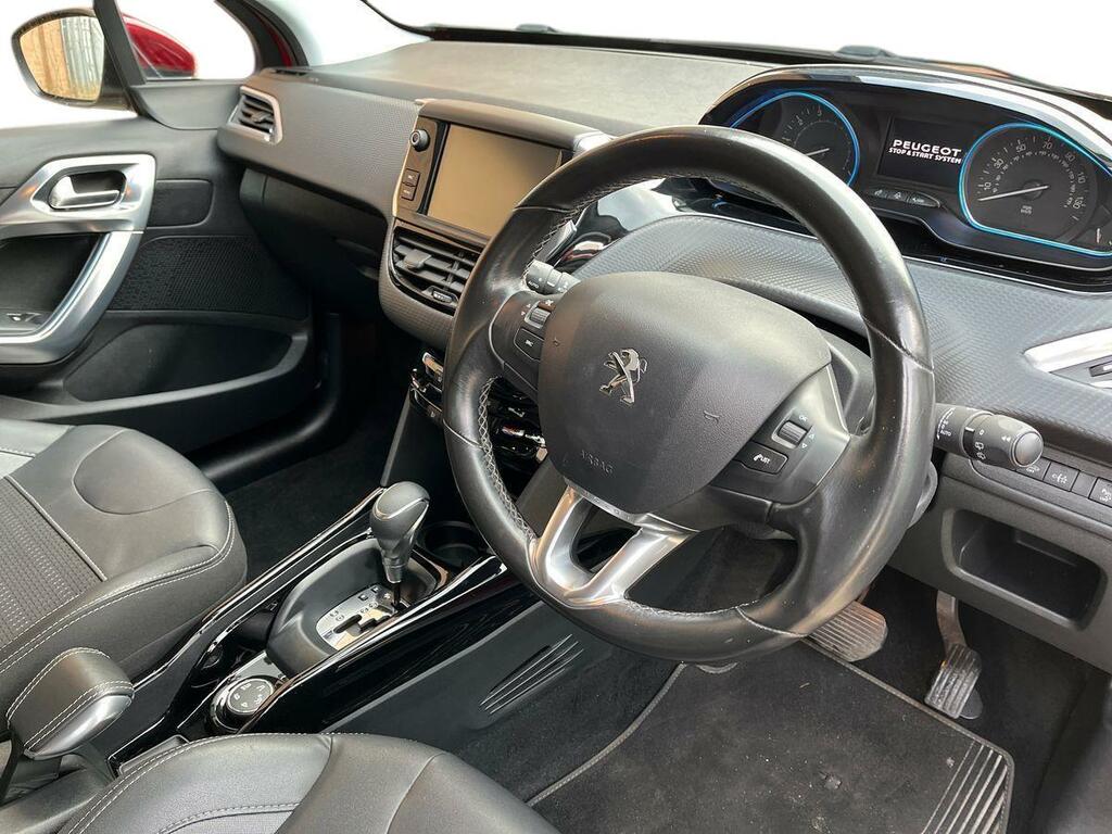 Peugeot 2008 Active Blue Hdi  #2
