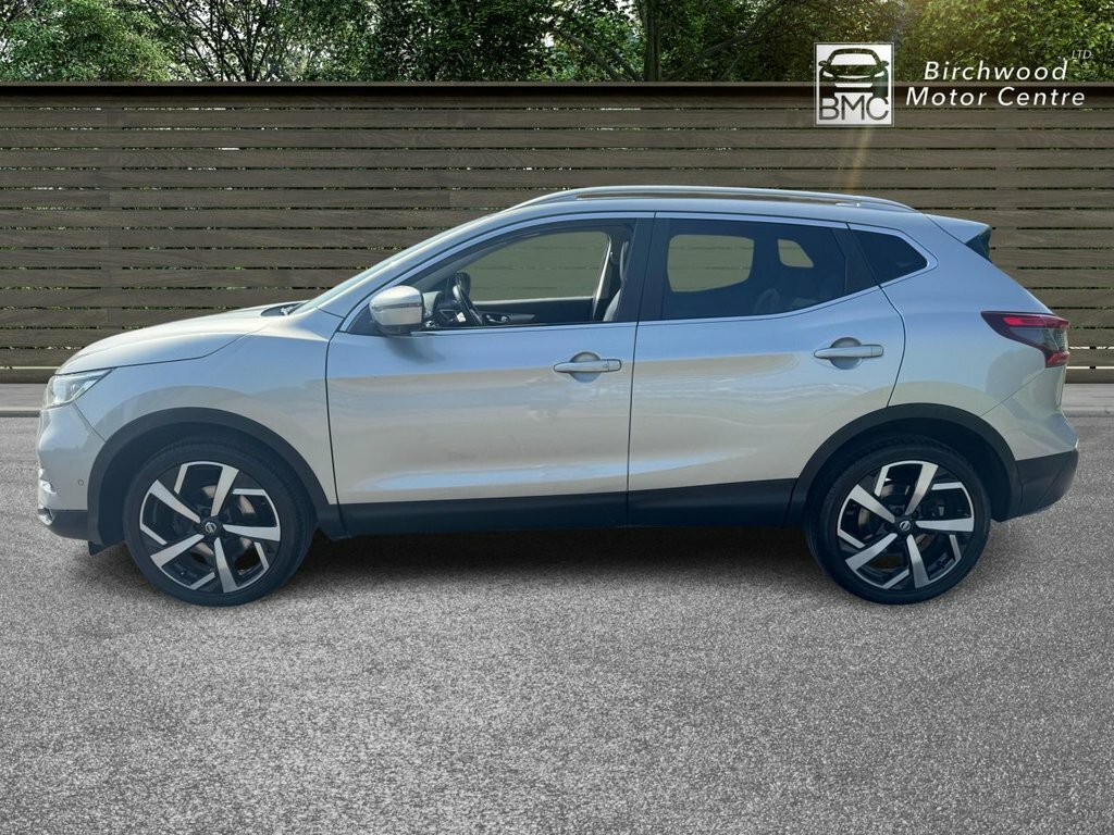 Nissan Qashqai 1.2L Tekna KO67WZX Silver #4