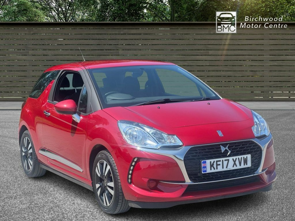 DS DS 3 1.2L Chic Red