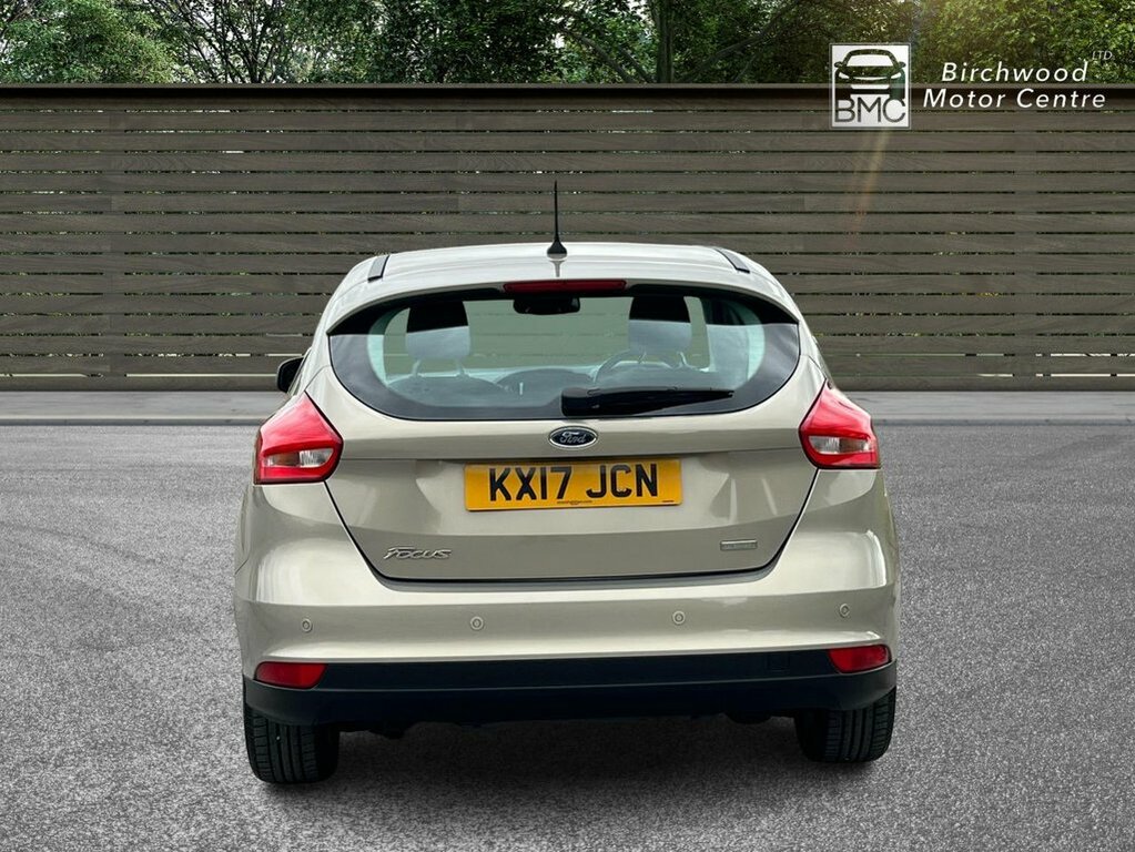 Ford Focus 1L Titanium KX17JCN Silver #6