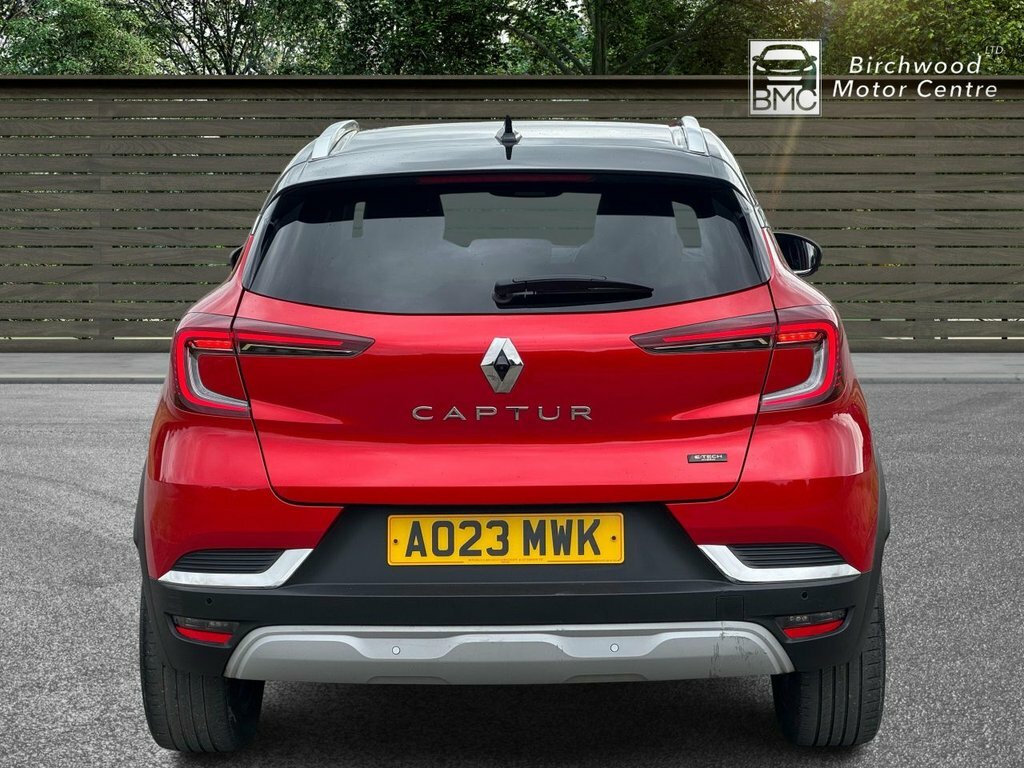Renault Captur 1.6L Techno AO23MWK Red #6