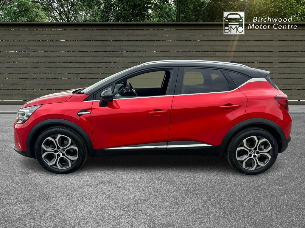 Renault Captur 1.6L Techno AO23MWK Red #4