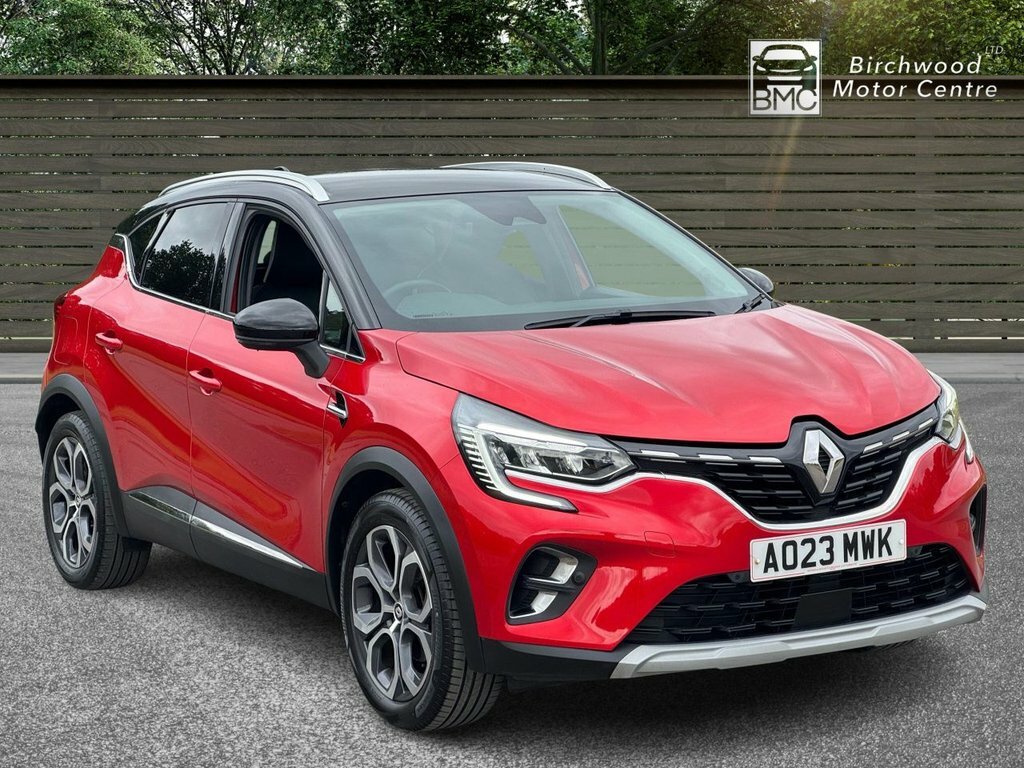 Renault Captur 1.6L Techno Red