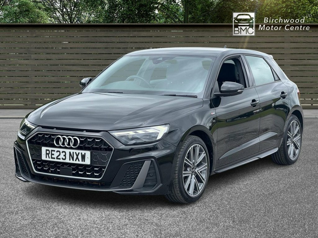 Audi A1 1L S Line RE23NXW Black #3