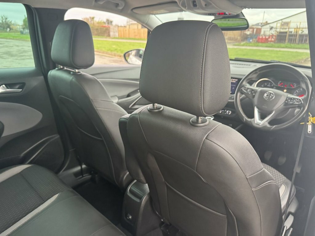 Vauxhall Crossland X Tech Line Nav White #22