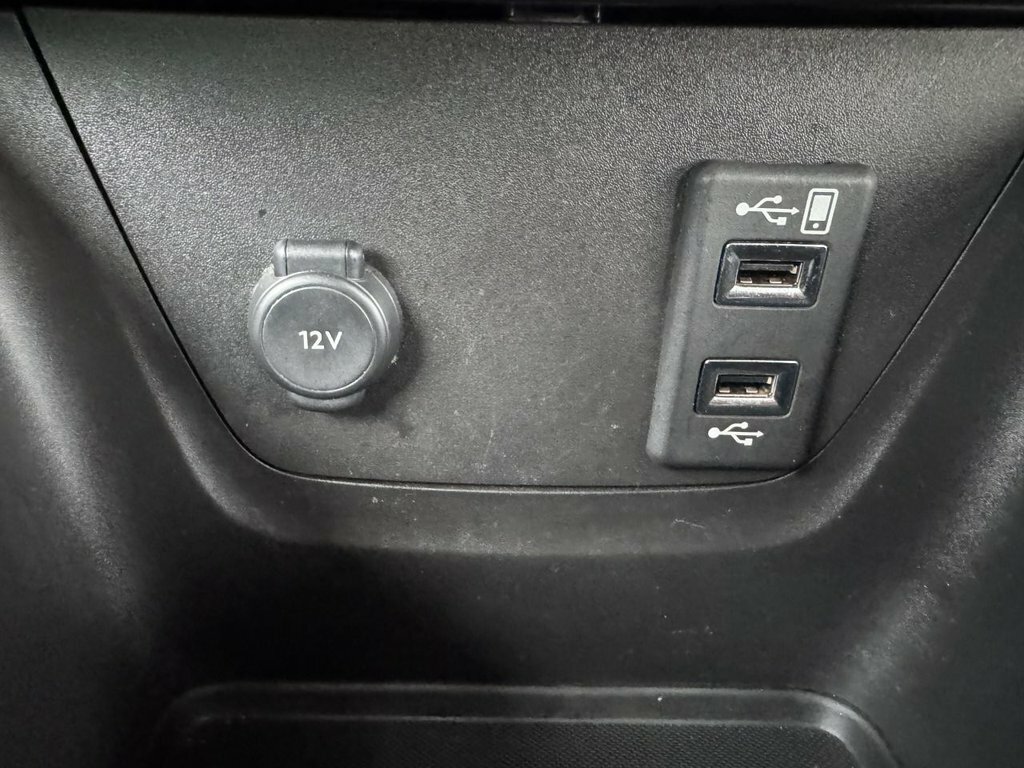 Vauxhall Crossland X Tech Line Nav White #52