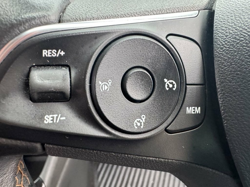 Vauxhall Crossland X Tech Line Nav White #48