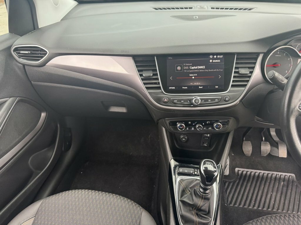 Vauxhall Crossland X Tech Line Nav White #49
