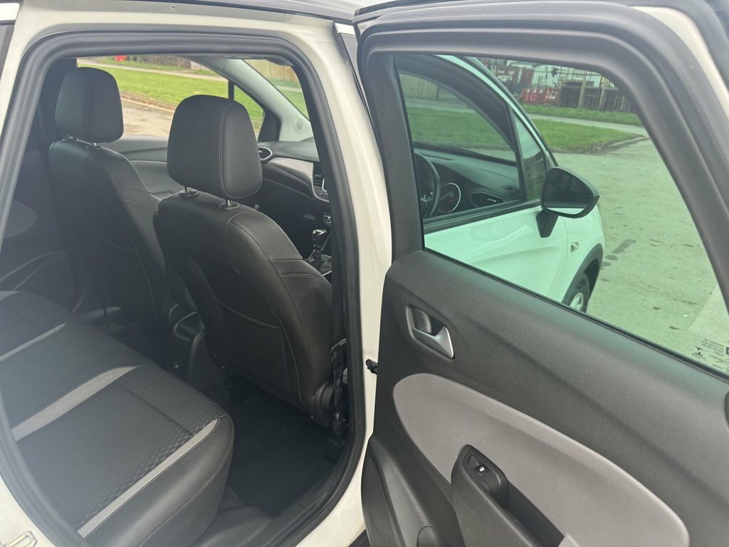 Vauxhall Crossland X Tech Line Nav White #21