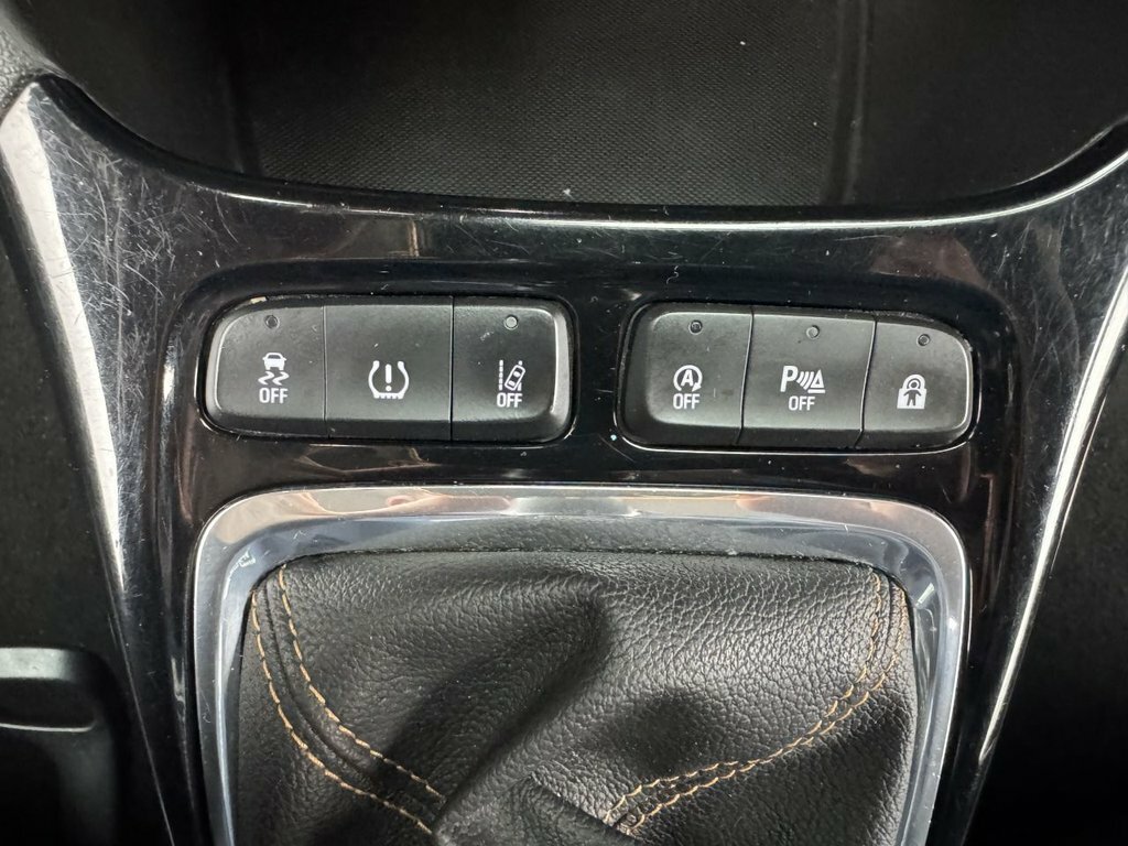 Vauxhall Crossland X Tech Line Nav White #51