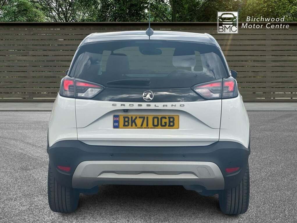 Vauxhall Crossland Suv White #6