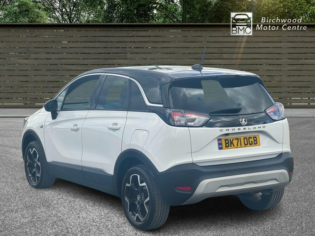 Vauxhall Crossland Suv White #5