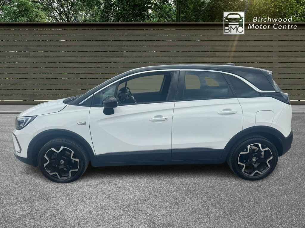 Vauxhall Crossland Suv White #4