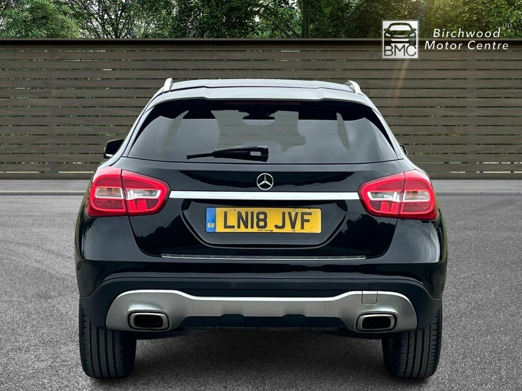 Mercedes-Benz GLA Class 2L Sport Black #6