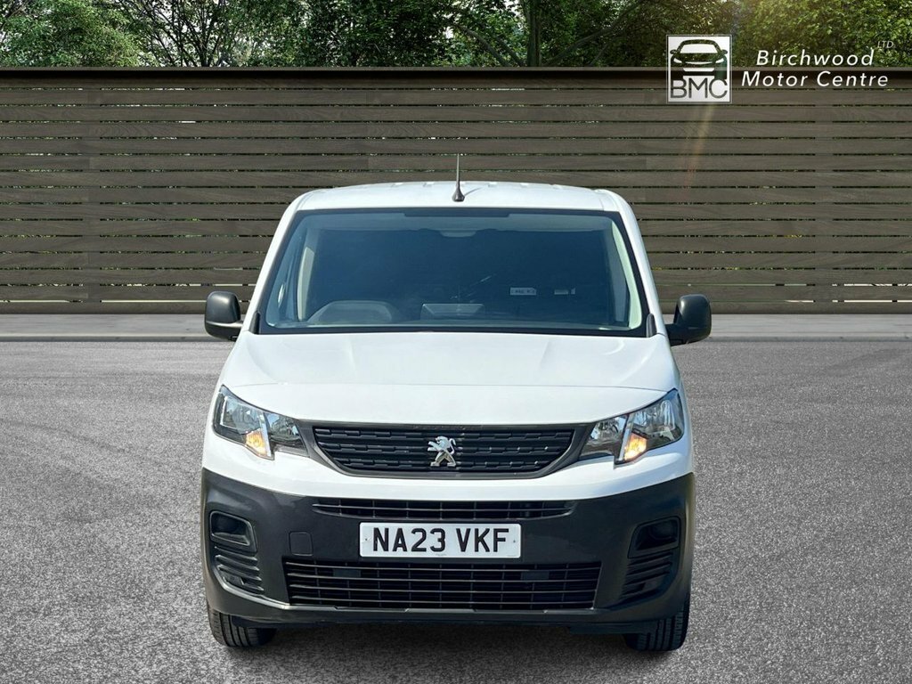 Peugeot Partner 1.5L Professional Premium White #3