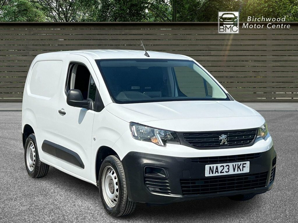 Peugeot Partner 1.5L Professional Premium White