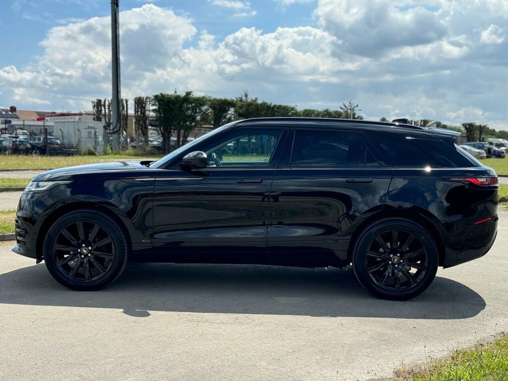 Land Rover Range Rover Velar 2L R-dynamic Hse Black #4