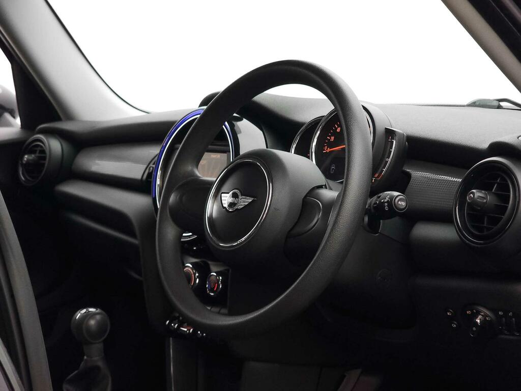 Mini Hatch 1.5 Cooper D Euro 6 Ss NJ18YMT Black #6