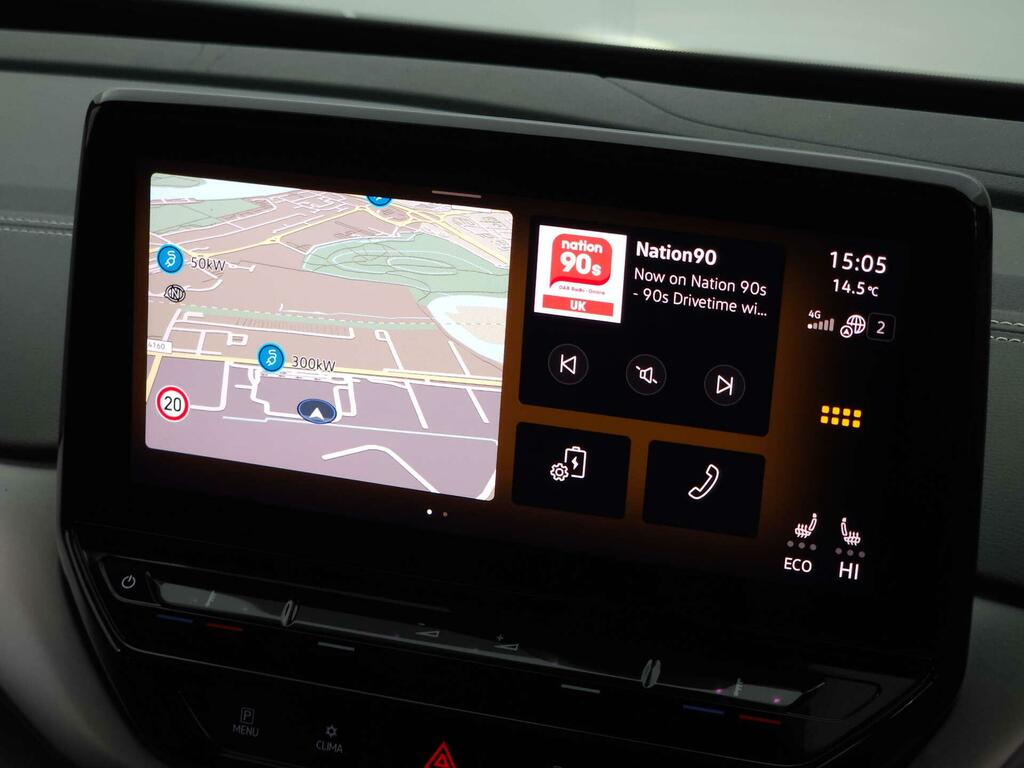 Volkswagen ID.4 Pure 52Kwh Life Black #4