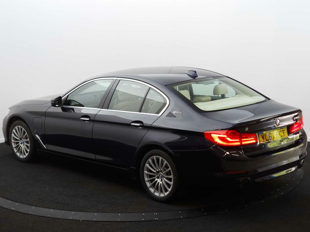 BMW 5 Series Se Blue #2
