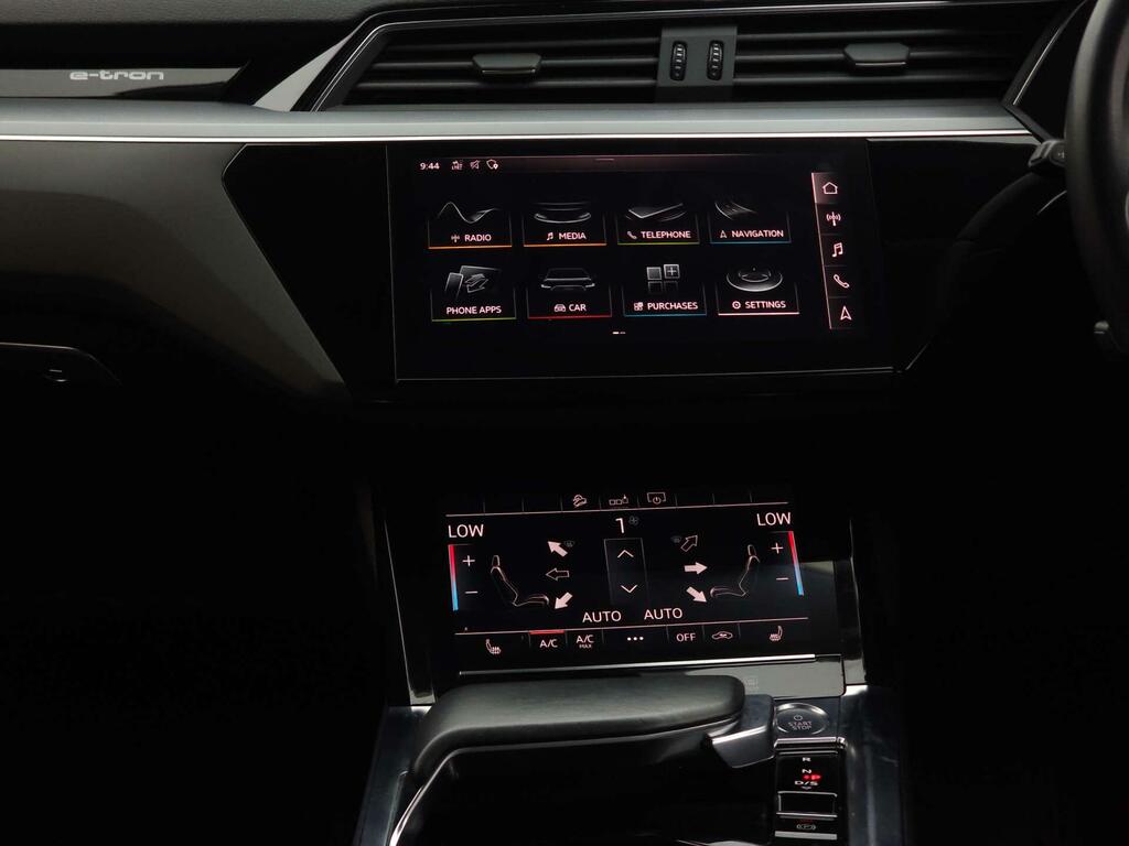 Audi E-tron Suv 55 Launch Edition Quattro 95Kwh 2019 Blue #31