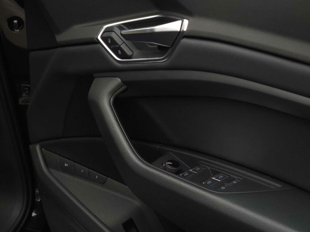 Audi E-tron Suv 55 Launch Edition Quattro 95Kwh 2019 Blue #39