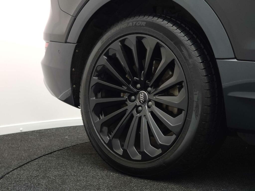 Audi E-tron Suv 55 Launch Edition Quattro 95Kwh 2019 Blue #24
