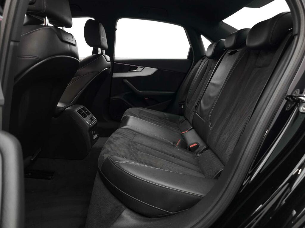Audi A4 Saloon White #13