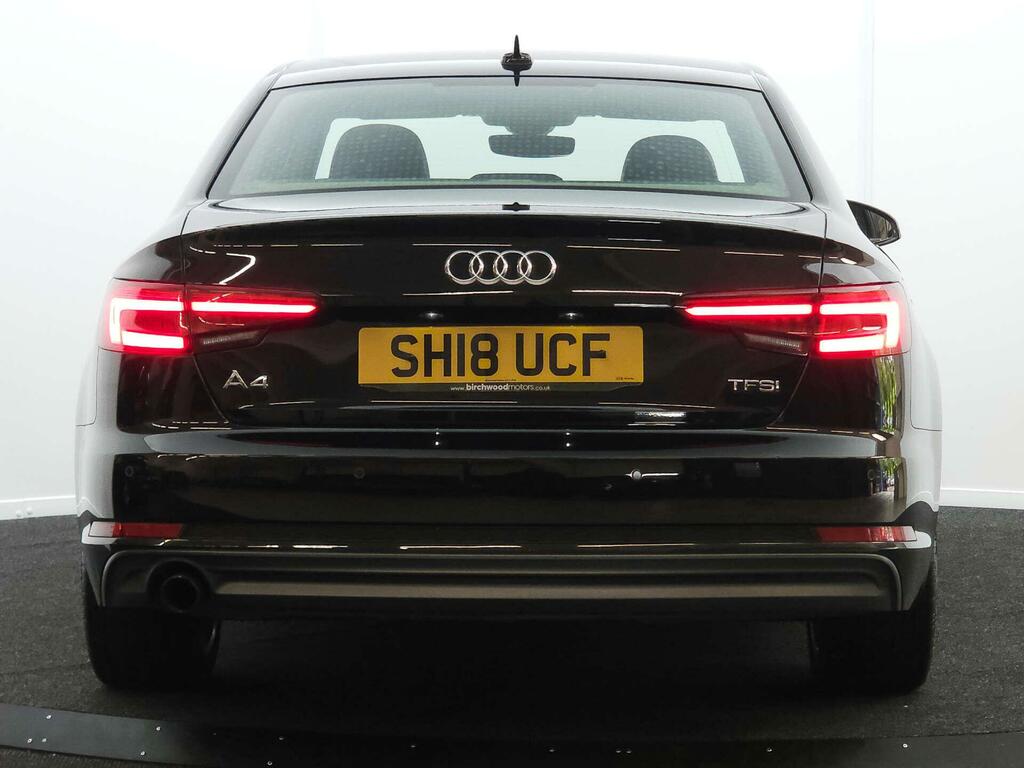 Audi A4 Saloon White #20